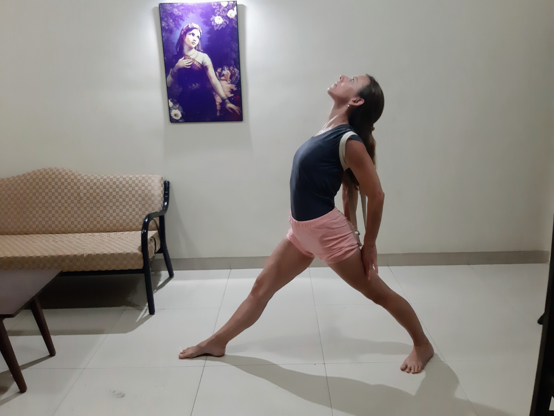 pásek Iyengar prep for Virabhadrasana I